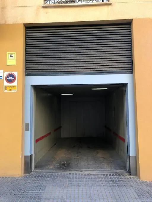 Luminoso Apartamento Con Garaje En El Centro Malaga 0*,  Spain